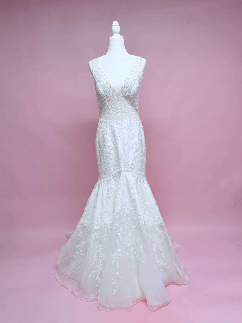 Justin Alexander Jolene Wedding Gown - Picture 9 of 15